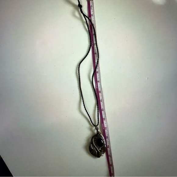 Elegant Silver gold and Black Pendant Necklace - Picture 6 of 6